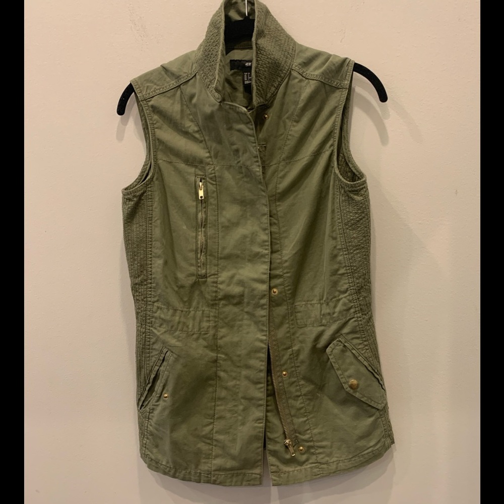 H&M utility vest size 4